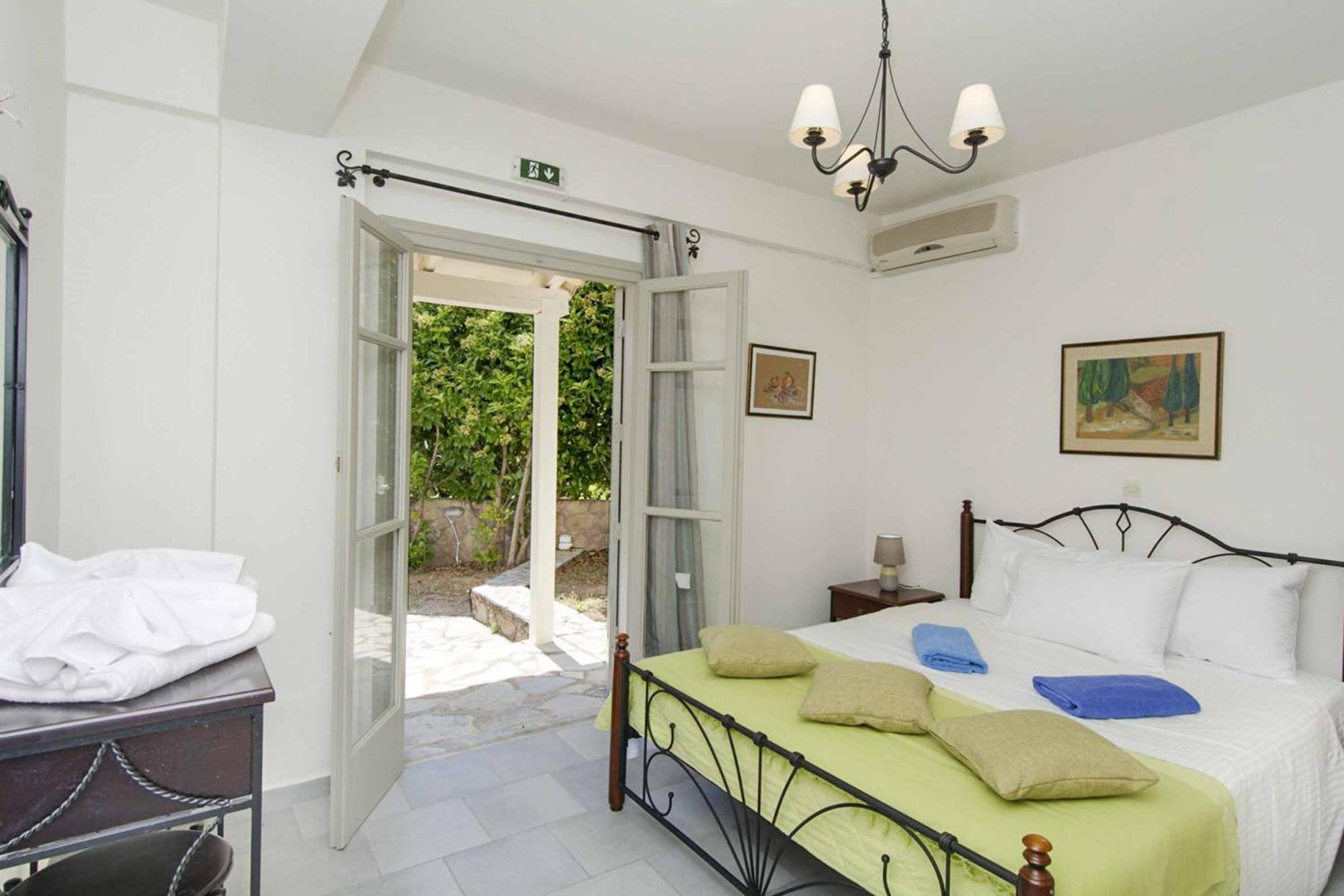 Villa Levanda Elia Пиргос Екстериор снимка