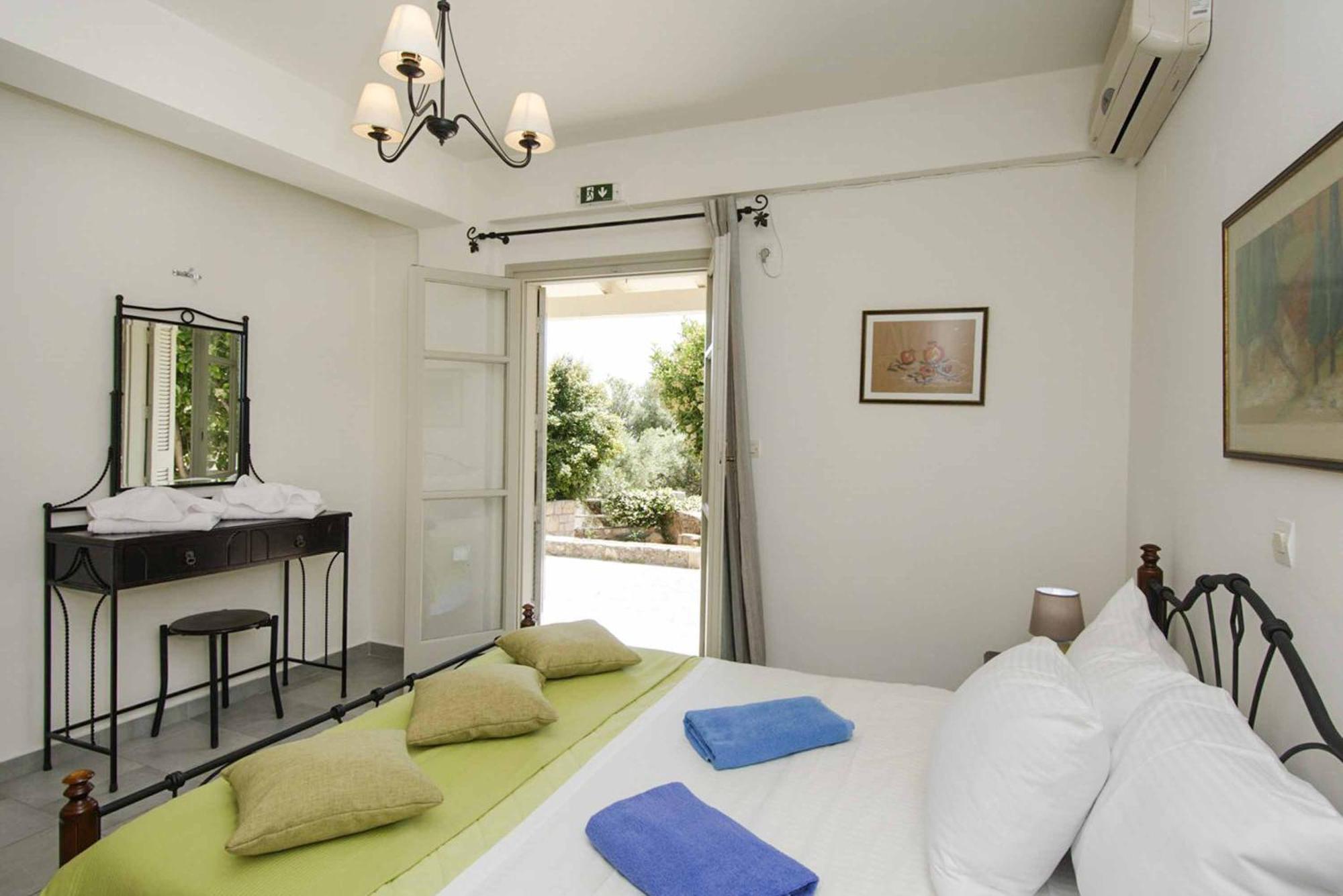 Villa Levanda Elia Пиргос Екстериор снимка